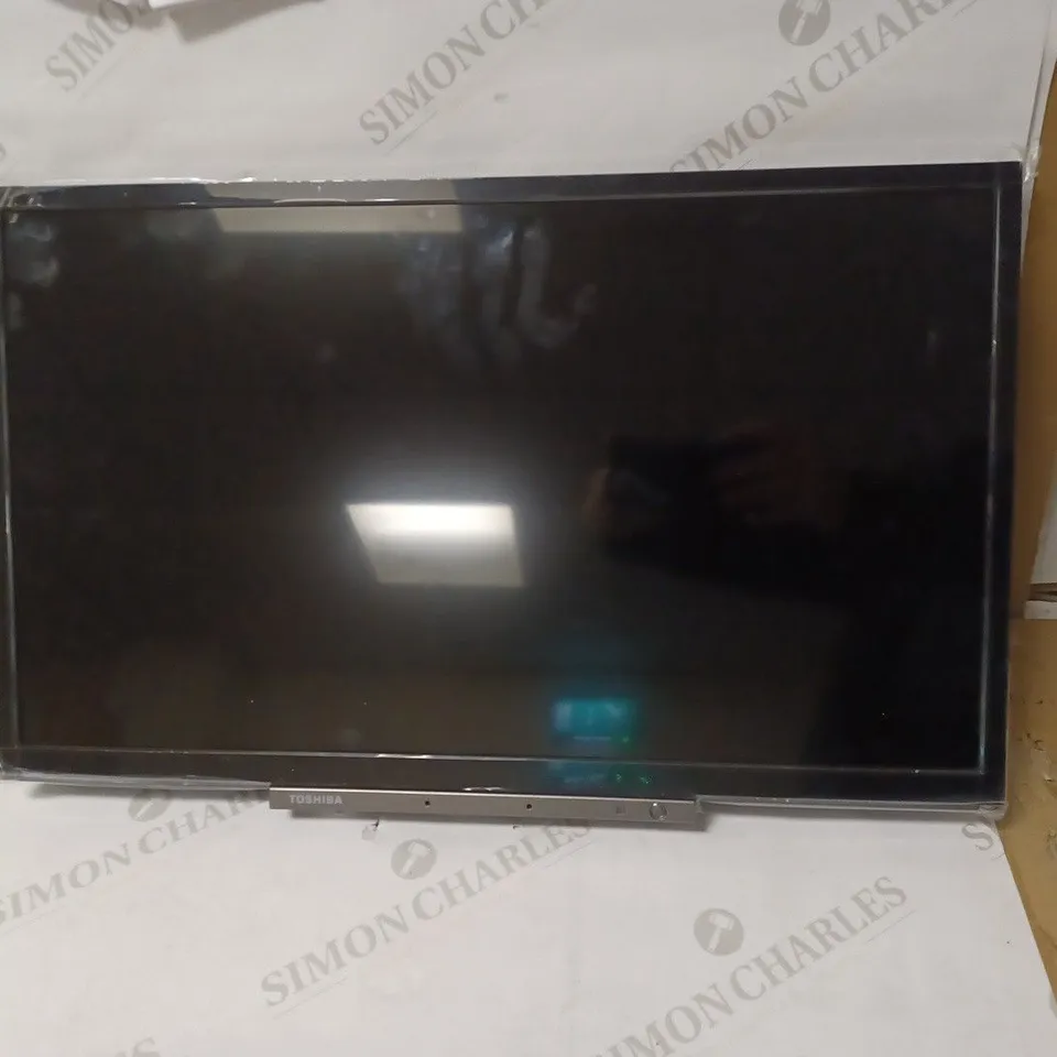 TOSHIBA 24WK3C63DB 24-INCH HD READY SMART TV [COLLECTION ONLY]