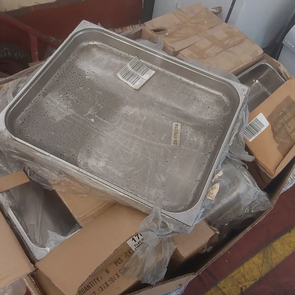 PALLET CONTAINING A VERY LARGE QUANTITY OF ASSORTED CATERING SPARES INCLUDING STAINLESS STEEL TRAYS ECT