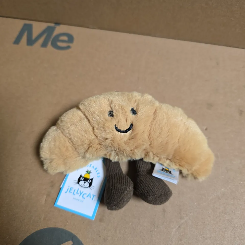 JELLYCAT AMUSEABLE CROISSANT BAG CHARM