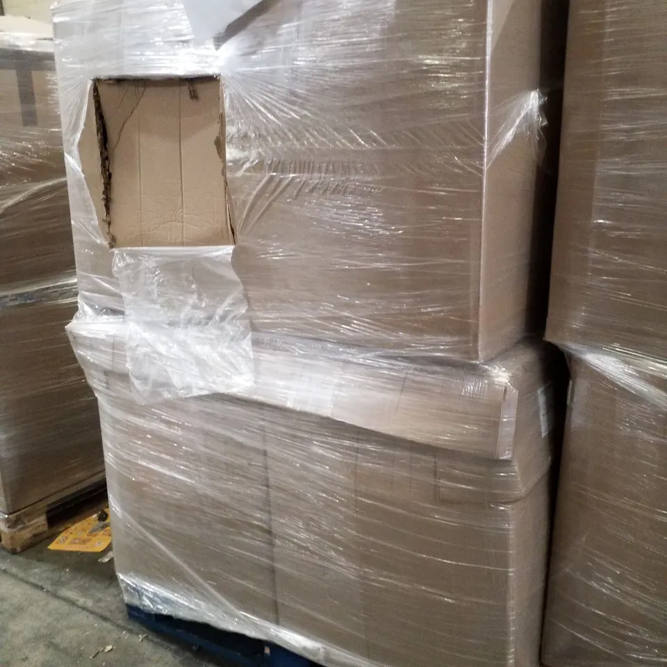 PALLET OF 2 BOXES CONTAINING ASSORTED BEDDING INCLUDING PILLOWS & DUVETS