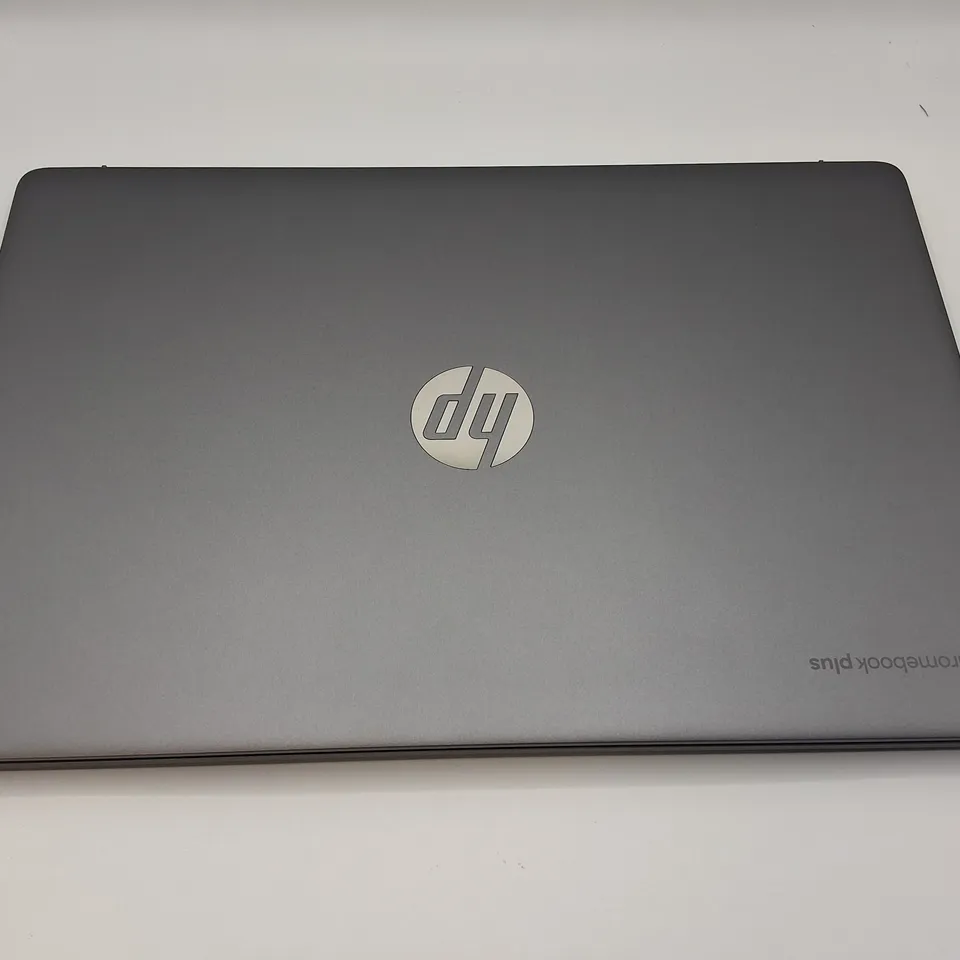 HP CHROMEBOOK PLUS INTEL I-3 LAPTOP IN SILVER - 15A-NB0004NA