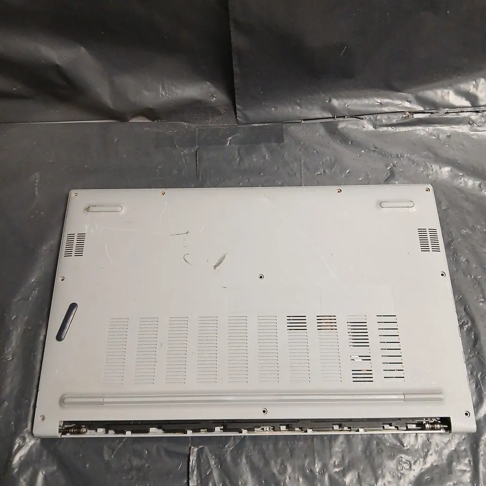 ASUS VIVOBOOK LAPTOP – DAMAGED