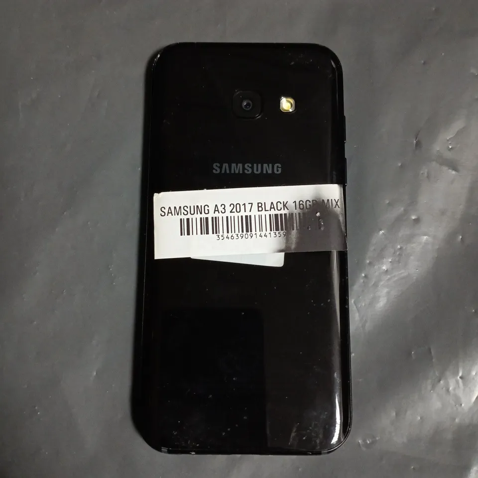 SAMSUNG GALAXY A3 SMARTPHONE 