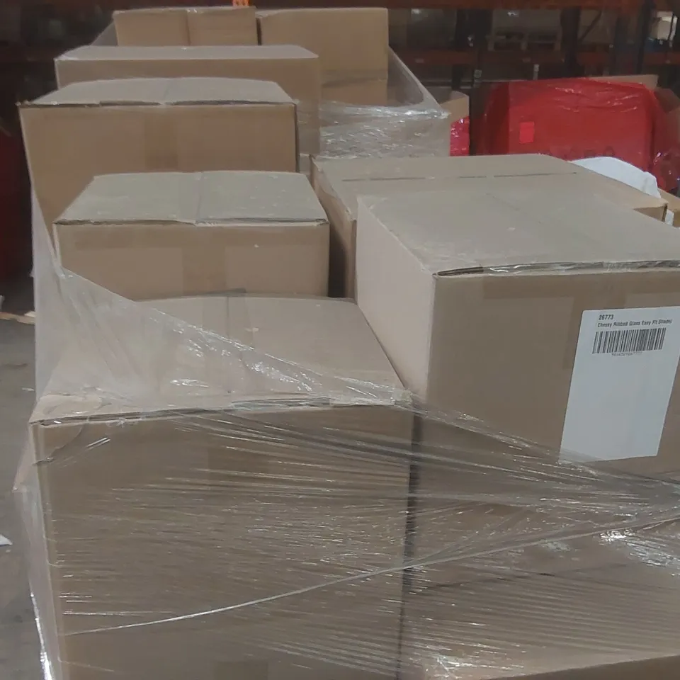 PALLET CONTAINING A VERY LARGE QUANTITY OF ASSORTED DESIGNER LIGHTING PRODUCTS
