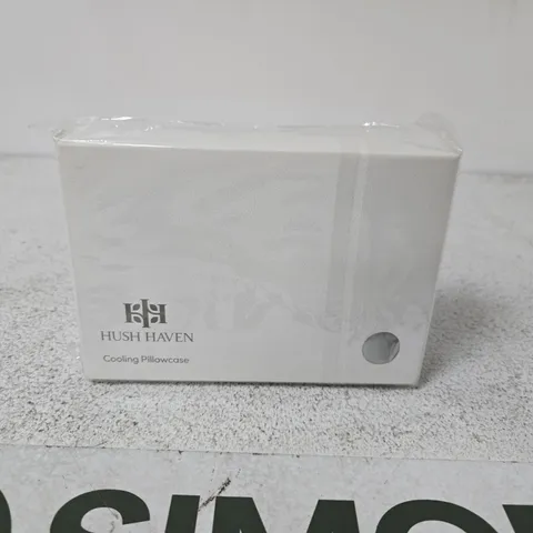 BOXED HUSH HAVEN COOLING PILLOWCASE