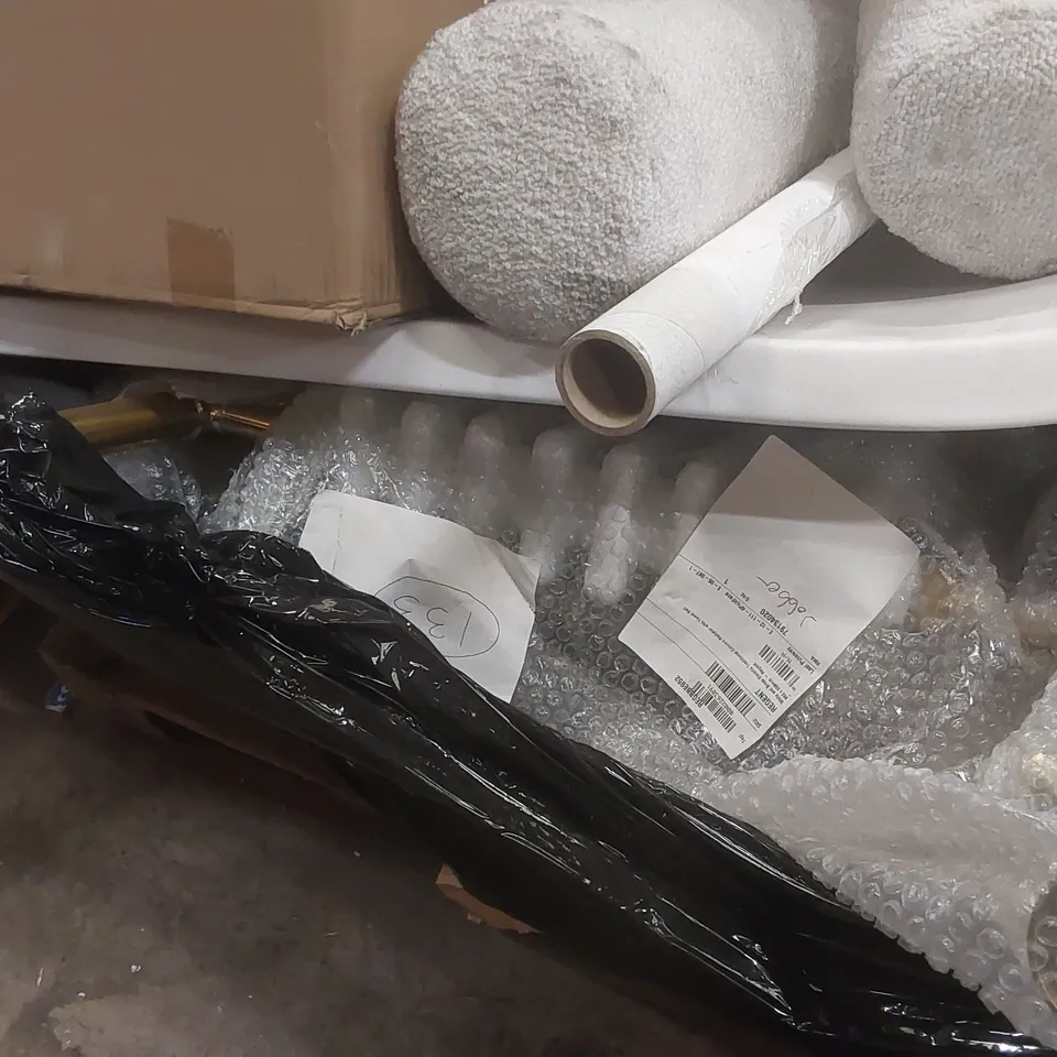 PALLET CONTAINING A LARGE QUANTITY OF ASSORTED FURNITURE ITEMS INCLUDING: BATHTUB, WALL MOUNTED VANITY BASE, RADIATOR ECT