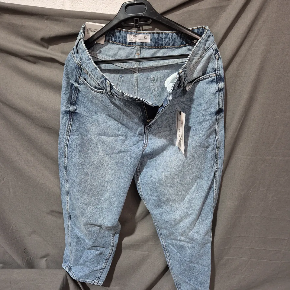 365 DENIM JEANS – LIGHT WASH, UK 12 (WOMEN)