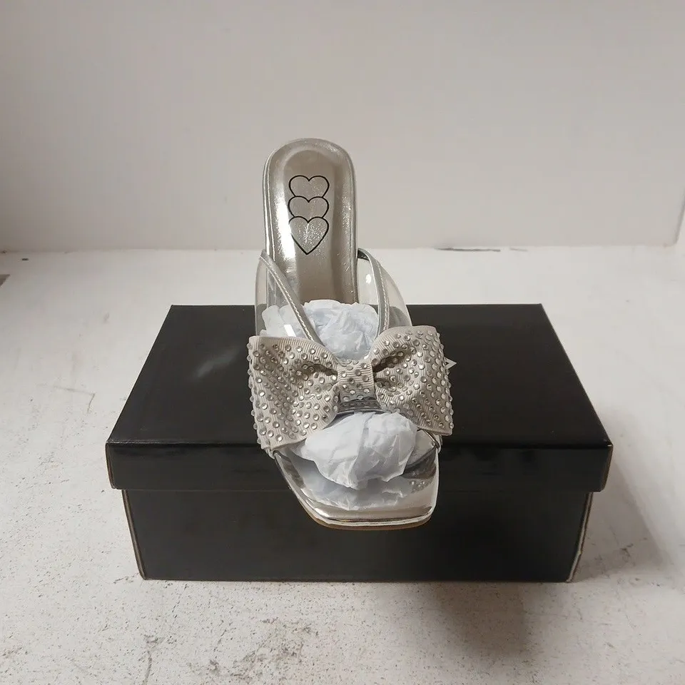 WOMEN'S SILVER EMBELLISHED BOW SANDALS WITH CLEAR STRAPS, BLOCK HEEL UK 6