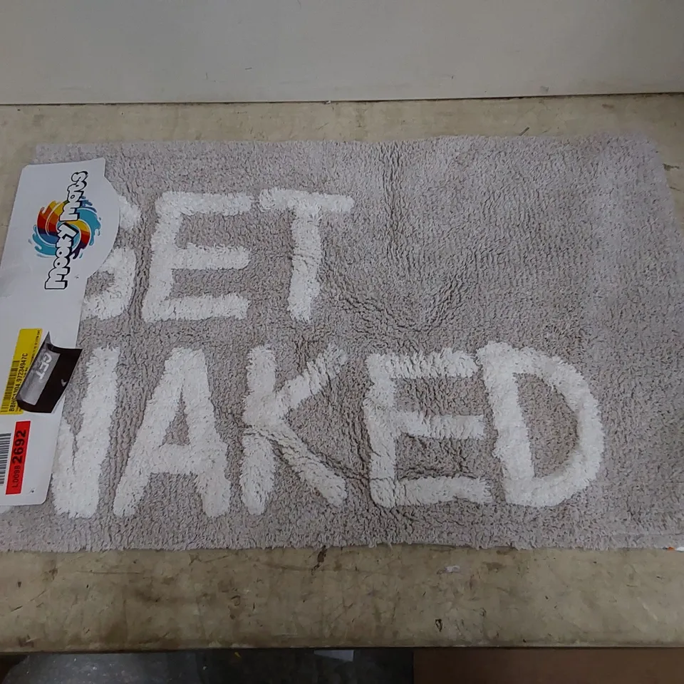 CASANOVA RECTANGLE SLOGAN BATH MAT