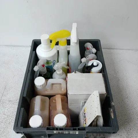 APPROXIMATELY 10 ASSORTED HOUSEHOLD ITEMS INCLUDING diffuser, cloudy krill liquid, air spray etc. 