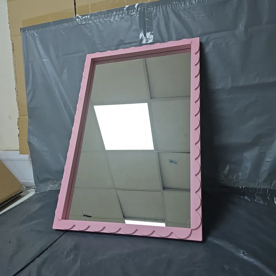 PINK SCALLOP EDGE MIRROR - COLLECTION ONLY