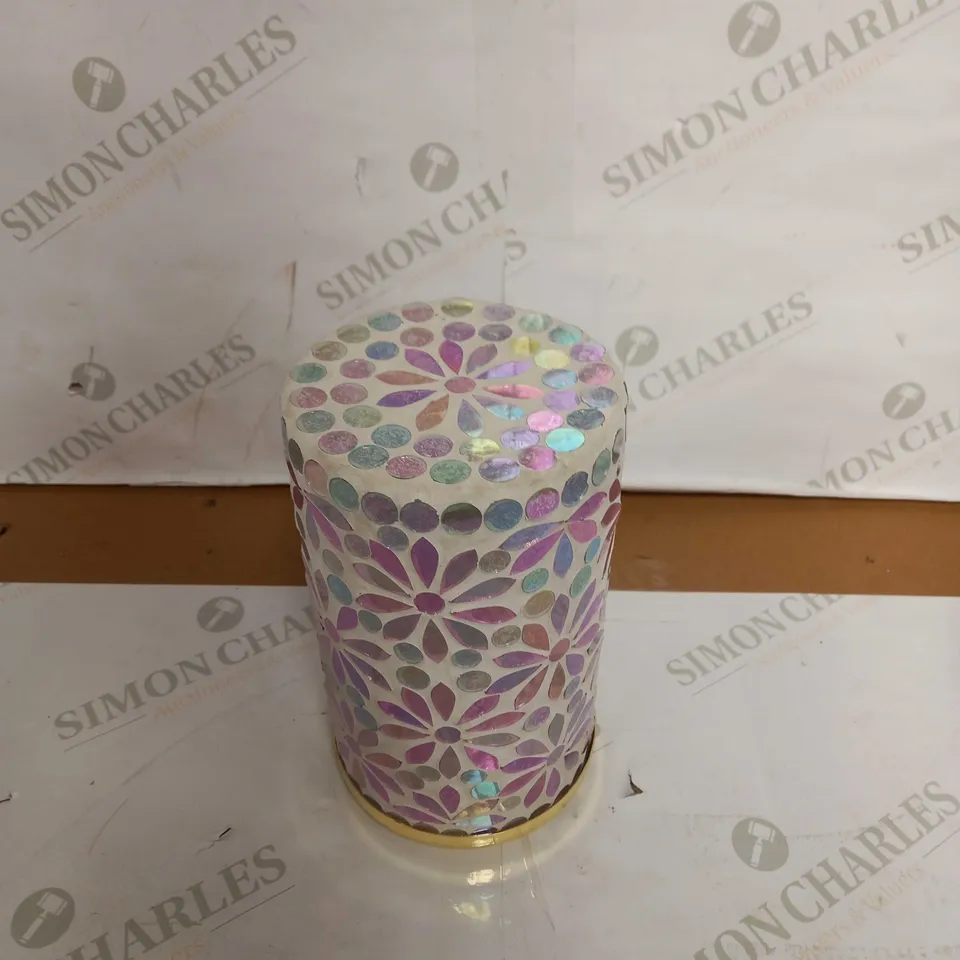 GARDEN REFLECTIONS MOSAIC FLOWER LED HURRICANE LIGHT 21CM - INK 
