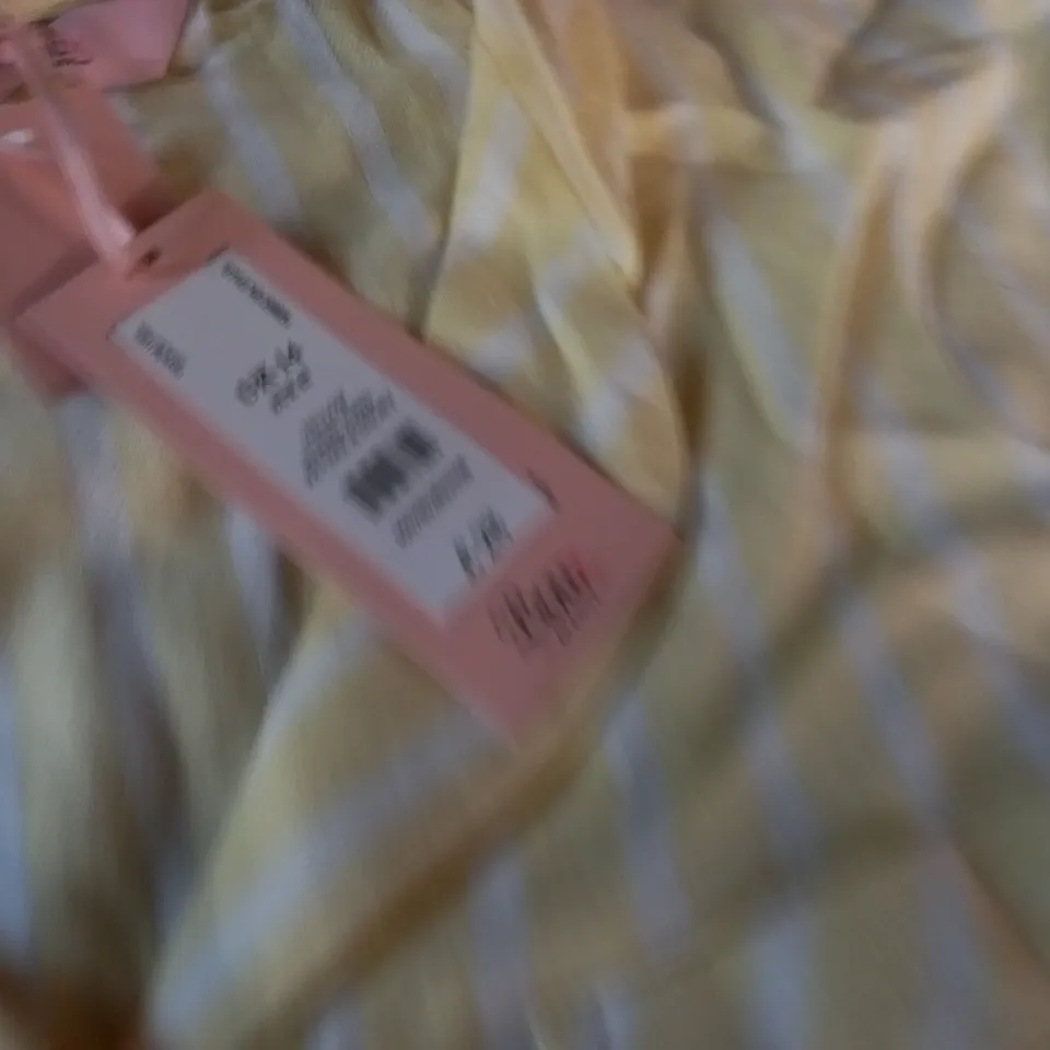 BOUX AVENUE YELLOW STRIPED SHORTS AND TOP SET - UK 14