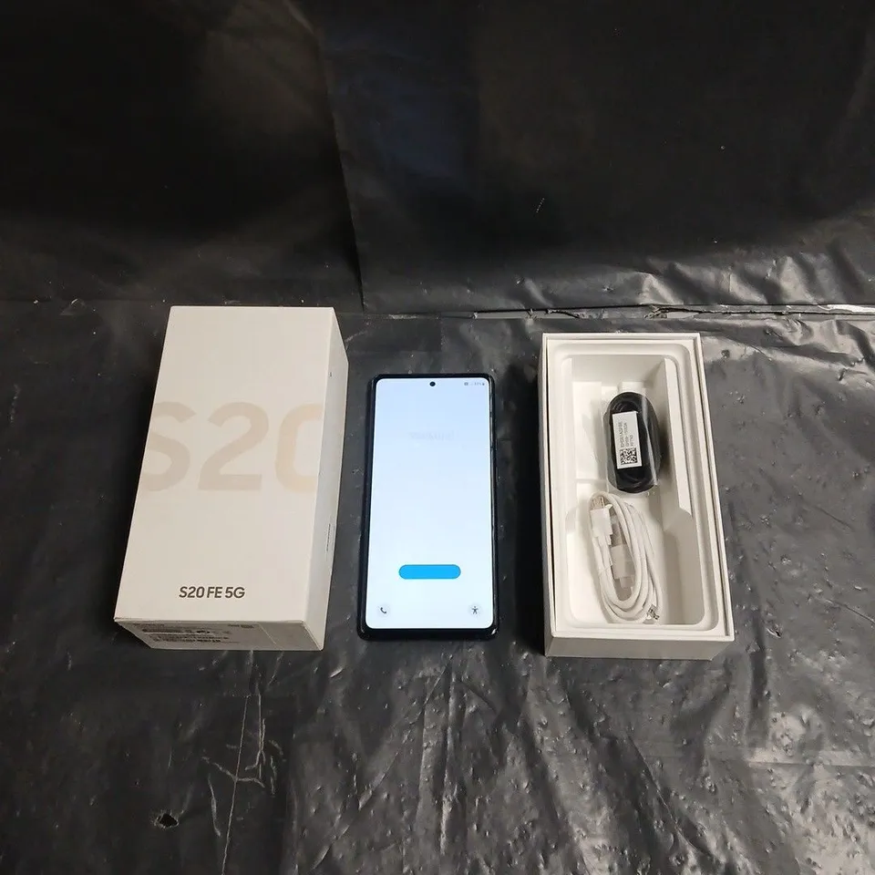 SAMSUNG GALAXY S20 FE 5G SMARTPHONE – NAVY, 128GB – BOXED