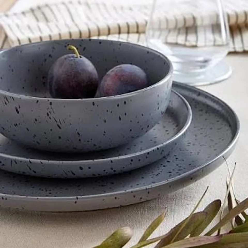 THE VERY COLLECTION GREY SPECKLE REACTIVE 12 PIECE DINNER SET