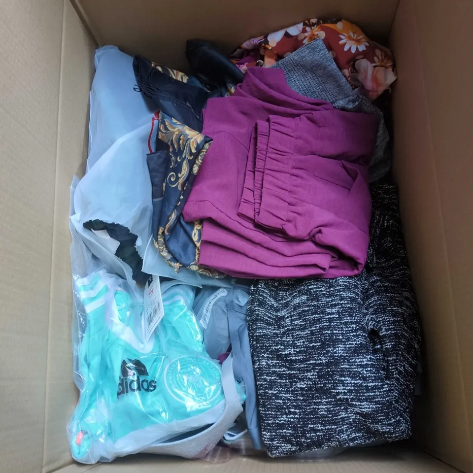 BOX OF APPROXIMATELY 25 ASSORTED CLOTHING ITEMS INCLUDING GREY GYM SHORTS, BLUE AND GOLD PATTERNED SCARF, GREY SPORTS BRA, BLACK AND WHITE JUMPER AND PURPLE LADIES TROUSERS
