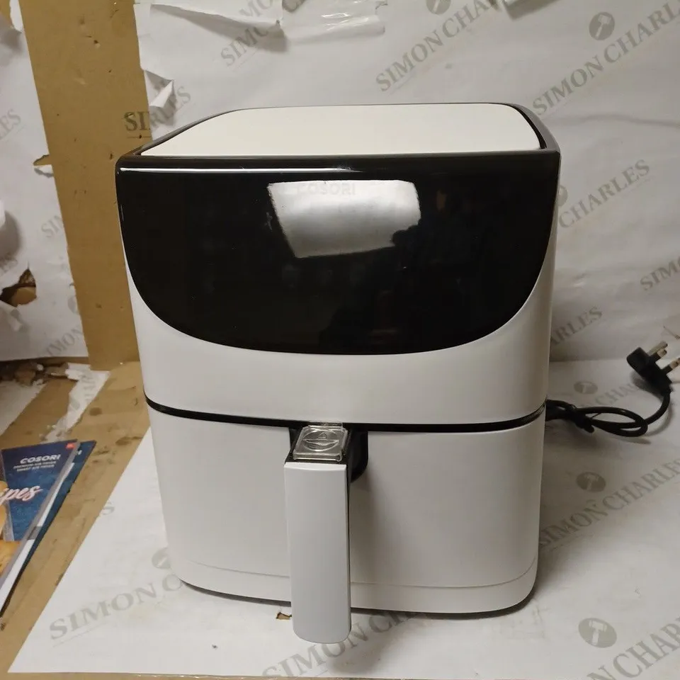 COSORI AIR FRYER 1700W MAX XXL 5.5L DIGITAL TOUCHSCREEN - WHITE