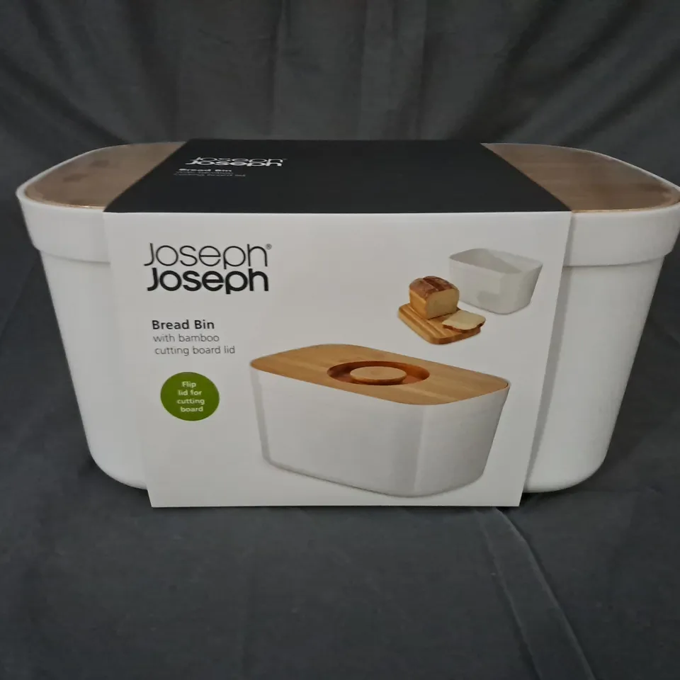 JOSEPH JOSEPH BREAD BIN