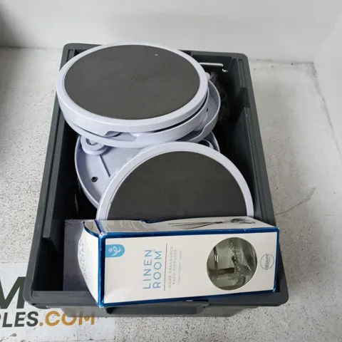 BOX CONTAINING A MIX OF APPROXIMATELY 10 ASSORTED HOUSEHOLD ITEMS INCLUDING METAL PARTS. PLASTIC PARTS, DIFFUSER ETC. 