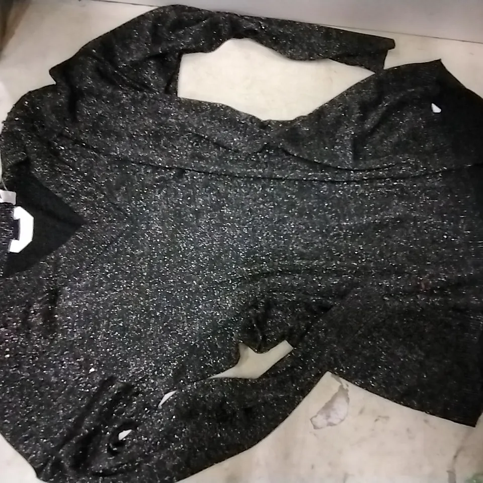 BOX CONTAINING 6 PAIRS OF DR MAX LEGGINGS SIZE L , 8PCS DANNI MINOGUE BLACK DRESS SIZE 12 P AND 17 PCS DANNI MINOGUE JUMPER SIZE M
