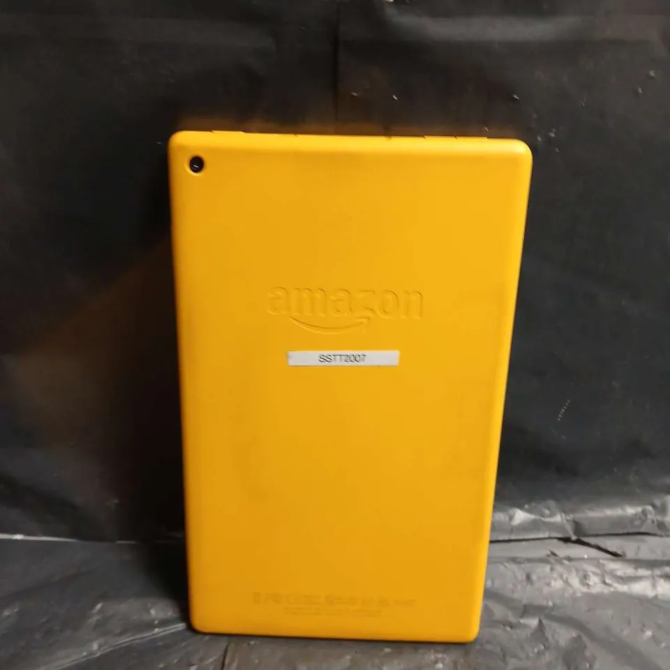 AMAZON FIRE TABLET WITH YELLOW CASE - MODEL L5S83A