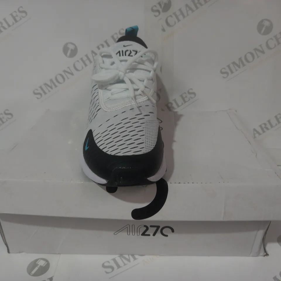BOXED PAIR OF NIKE AIR MAX 270 SHOES IN WHITE/BLACK/BLUE UK SIZE 4.5