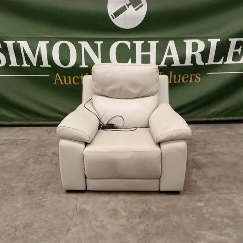 QUALITY DESIGNER ITALIAN MADE MORENO ELECTRIC RECLINER LEATHER ARMCHAIR WITH SMALL ARMS