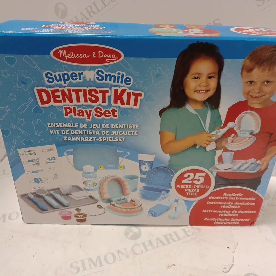 BOXED SUPER SMILE DENTIST PLAY SET RRP £34.99
