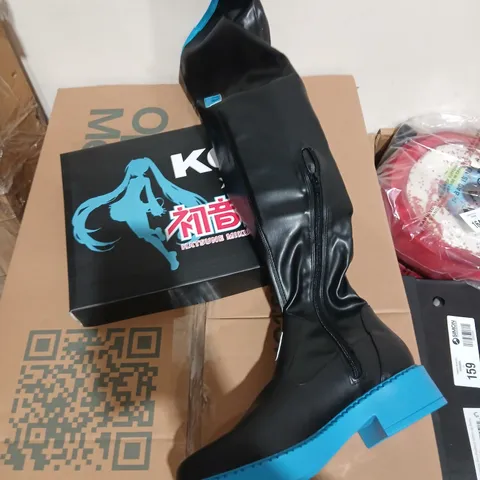 BOXED KOI THE HATSUNE MIKU LONG BOOTS IN BLACK - UK5