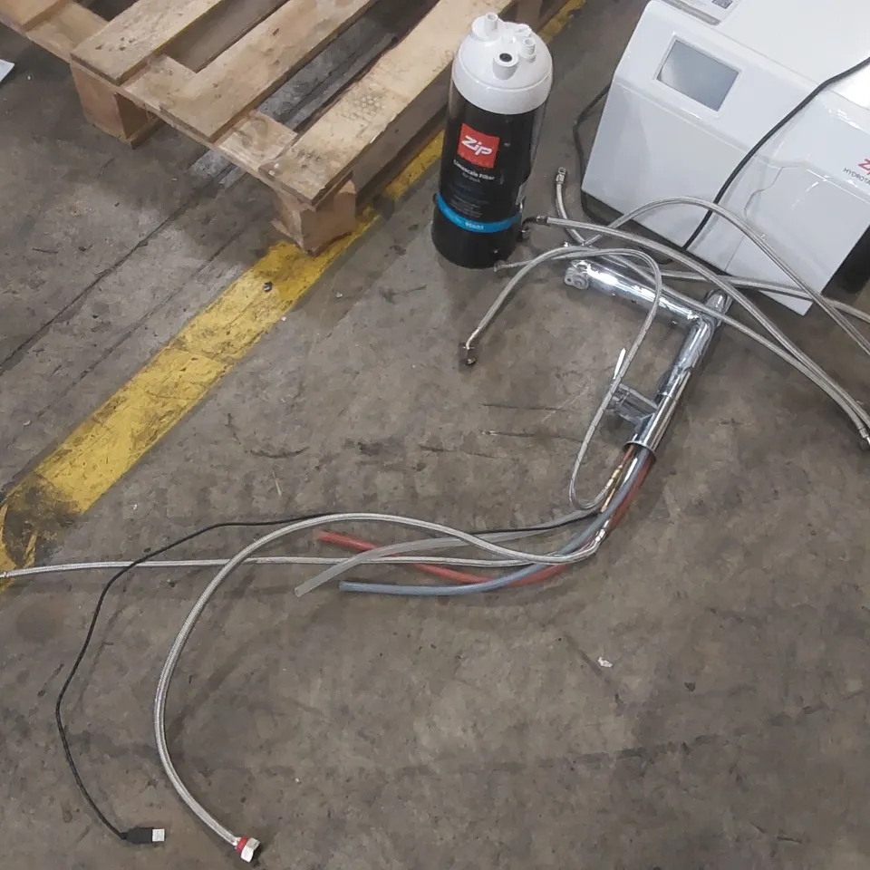 ZIP HYDROTAP G5 BC60 BOILING CHILLED TAP