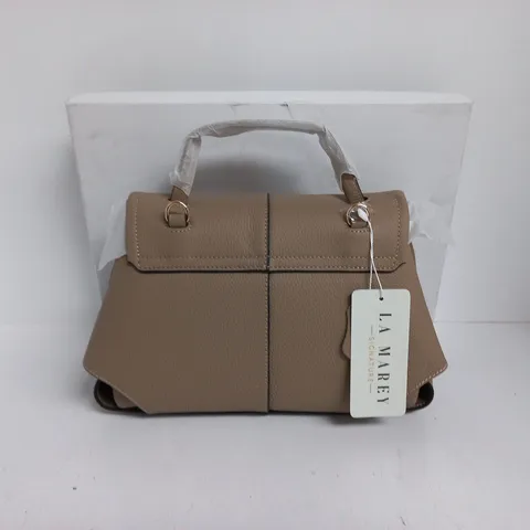 BOXED LA MEREY LEATHER EFFECT HANDBAG IN NATURAL