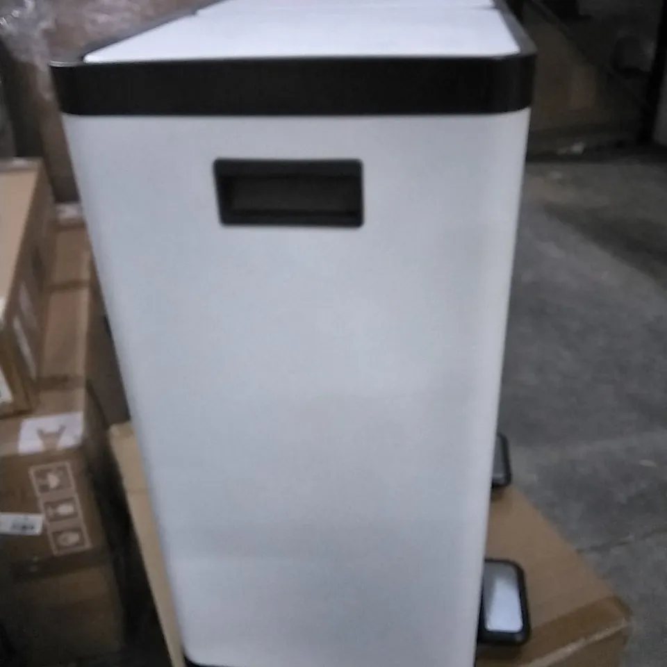 WHITE METAL 2-SECTION PEDAL BIN