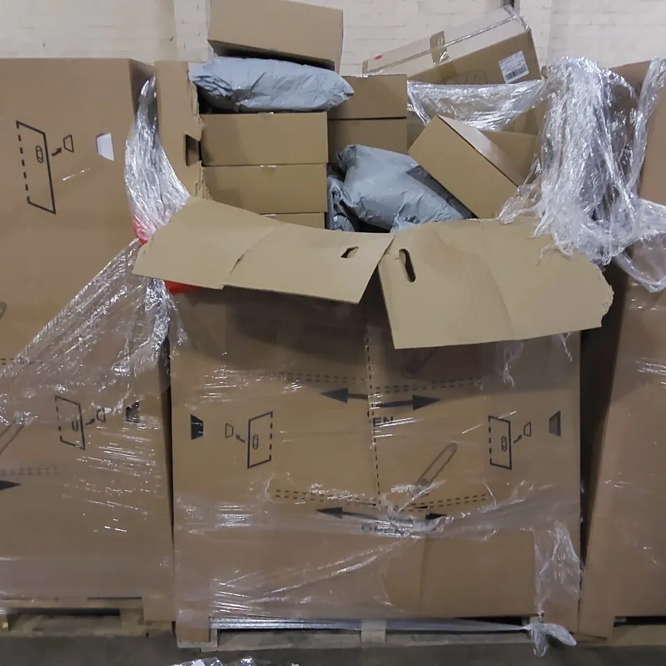 PALLET OF ASSORTED ITEMS INCLUDING: CHRISTMAS AND HALLOWEEN DECORATIONS, PIÑATAS, SOIL SAMPLER, TOILET SEAT