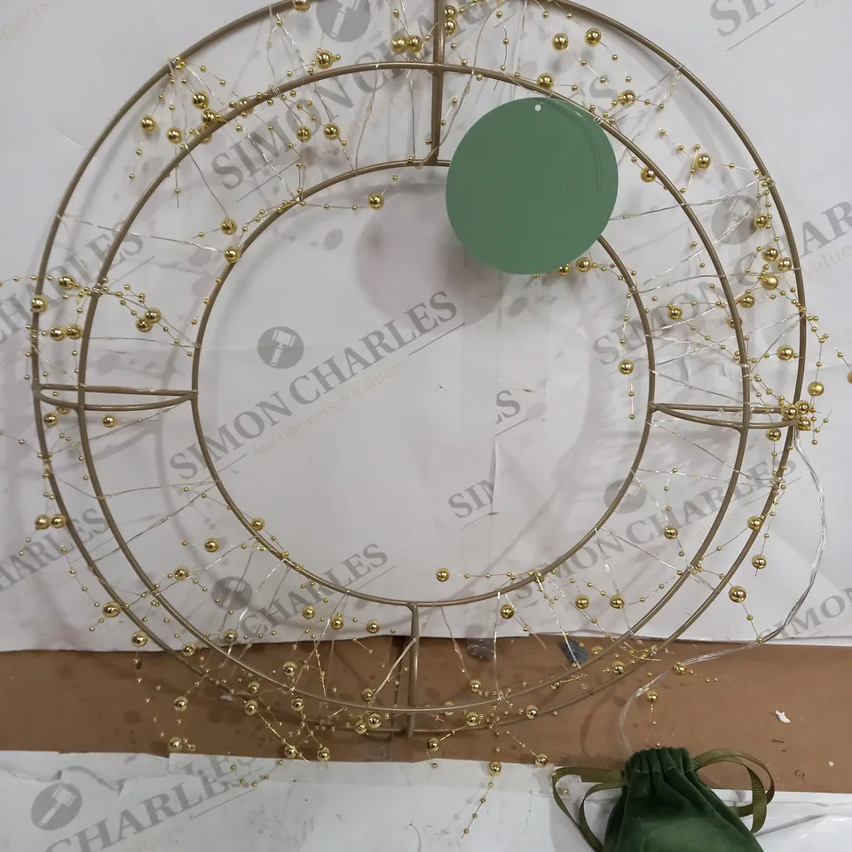 BOXED PRE-LIT GOLDEN LIGHT DECORATION 