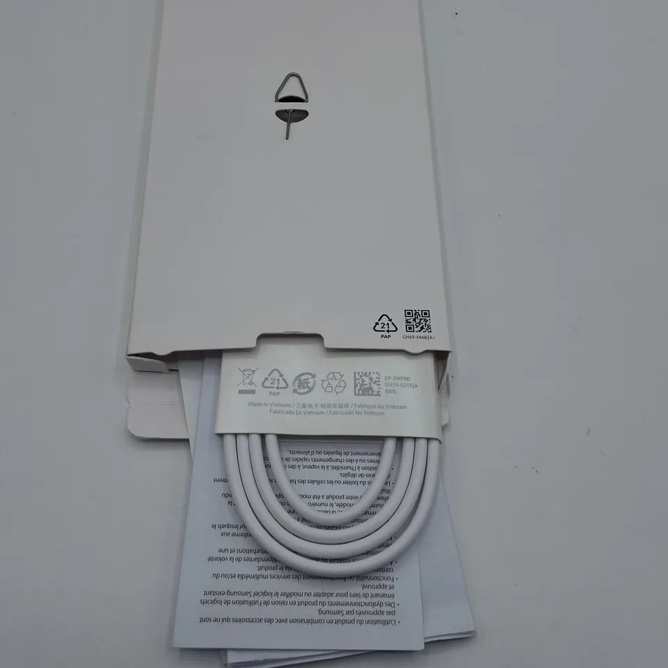 BOXED SAMSUNG GALAXY A36 5G 8/256GB IN BLACK - SM-A366B