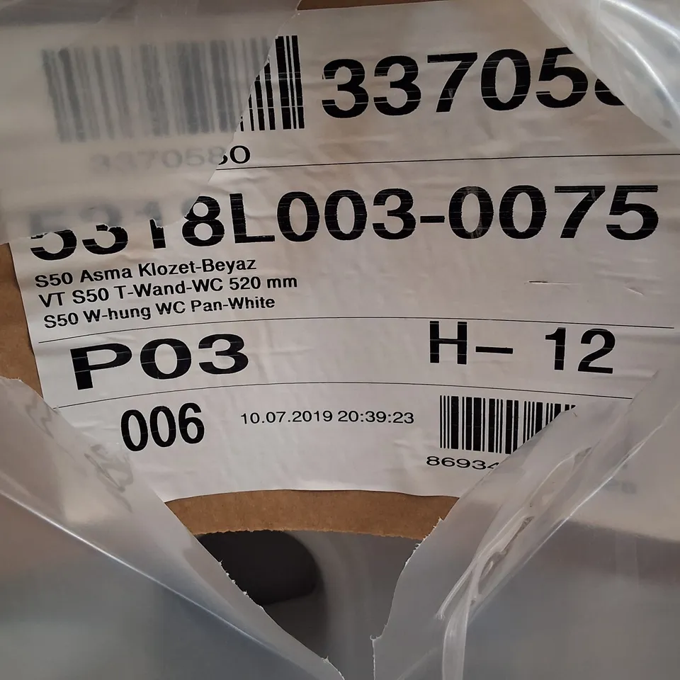 PALLET CONTAINING APPROXIMATELY 12 VITRA S50 WALL-HUNG WC PANS, 52CM
