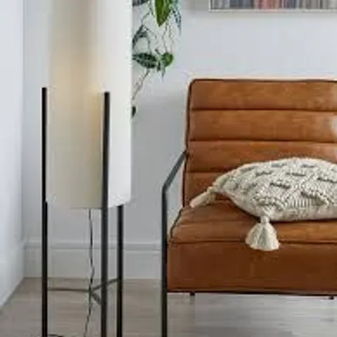 VESSEL FLOOR LAMP WITH LINEN SHADE