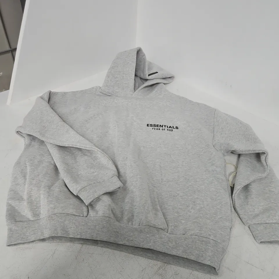 FEAR OF GOD ESSENTIALS HOODIE – XS, GREY