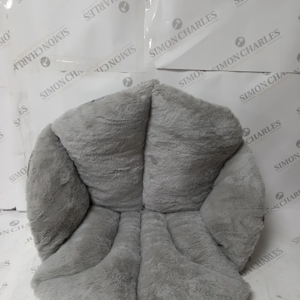 OUTLET COZEE HOME FAUX FUR PLUSH SUPPORT CUSHION