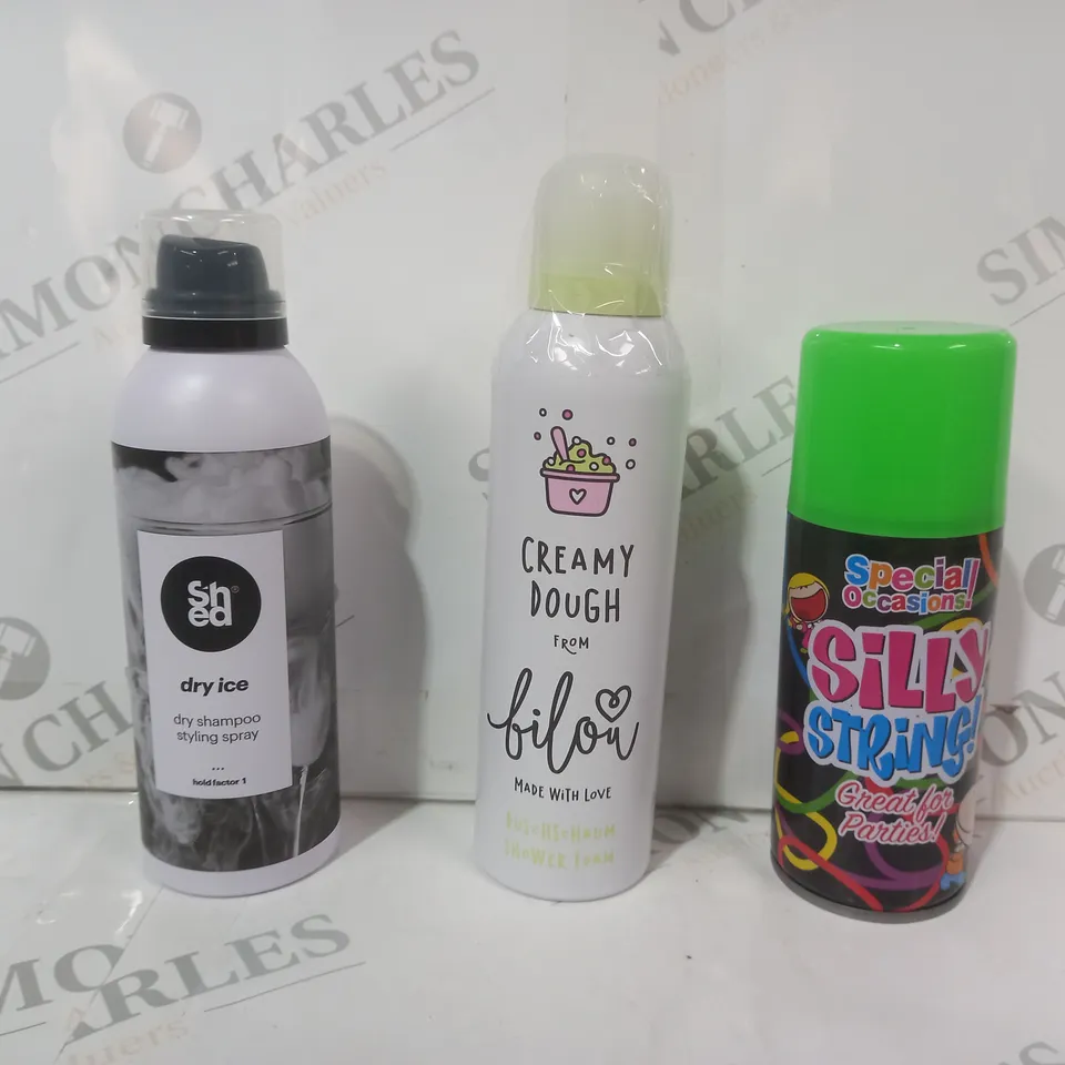 APPROXIMATELY 15 ASSORTED AEROSOL ITEMS IN INCLUDE SILLY STRING, CREAMY DOUGH SHOWER FOAM, DRY ICE DRY SHAMPOO, ETC - COLLECTION ONLY