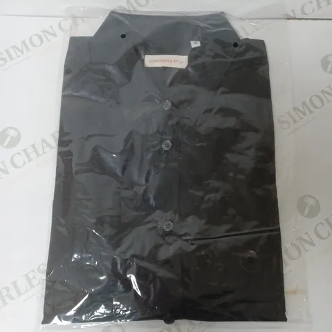 SEALED SET OF 6 BRAND NEW CORPORATIVE STYLE WOMENS LEX SHIRT WITH ROLL UP SLEEVES - SMALL