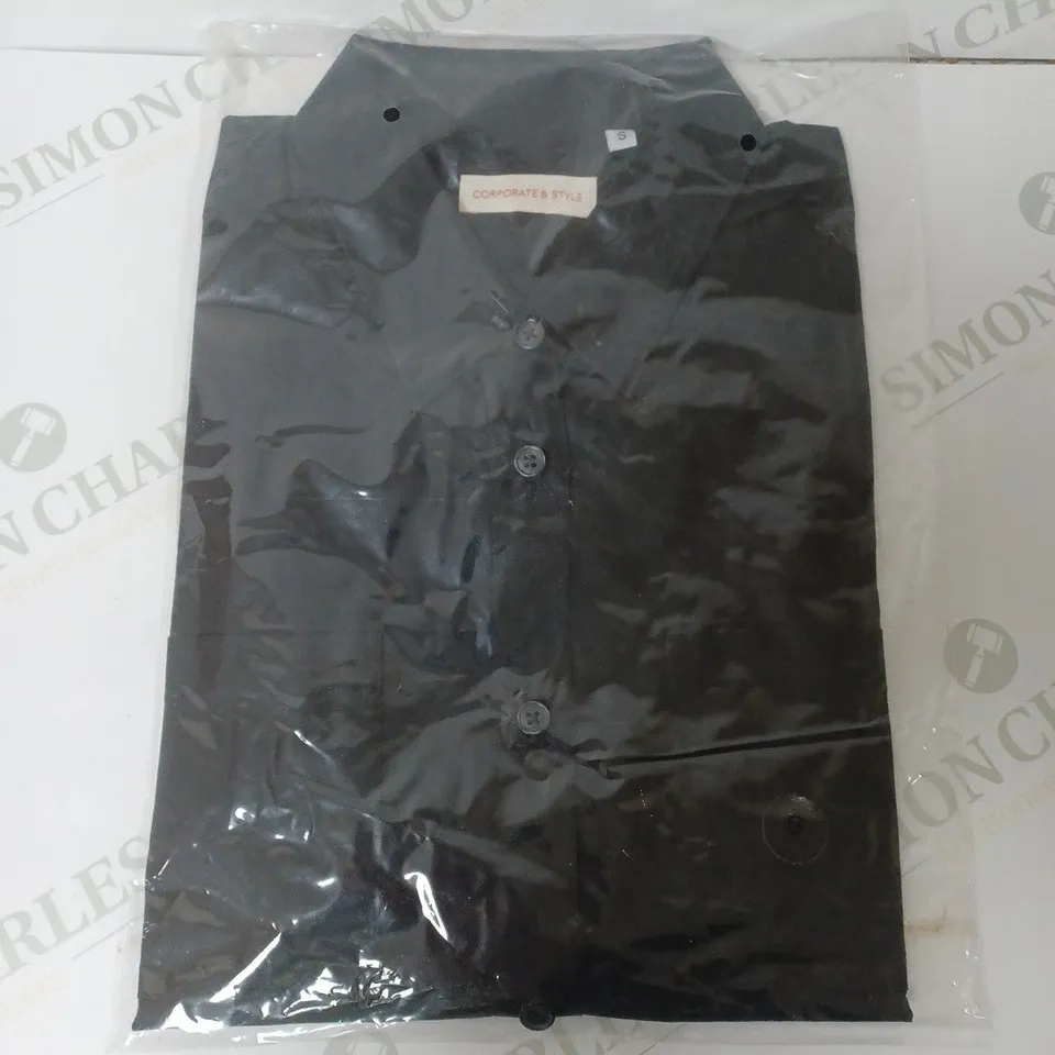 SEALED SET OF 6 BRAND NEW CORPORATIVE STYLE WOMENS LEX SHIRT WITH ROLL UP SLEEVES - SMALL