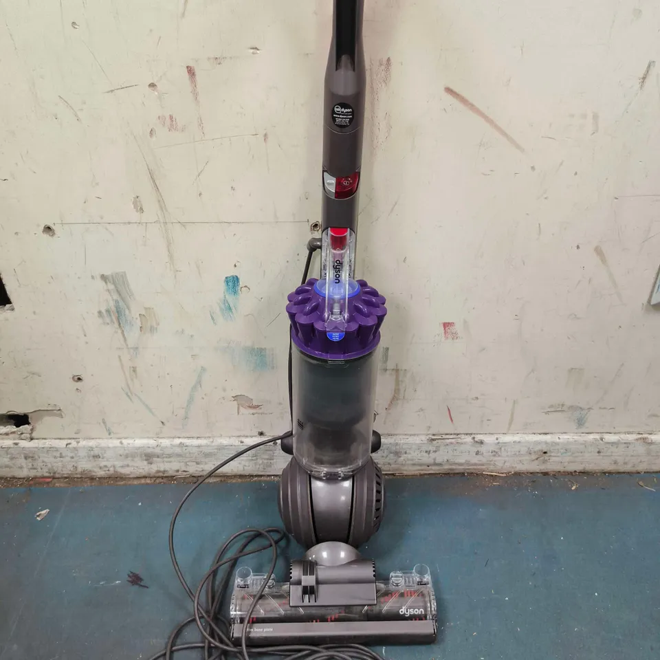 DYSON BALL UPRIGHT VACUUM CLEANER
