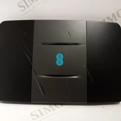 EE SMART HUB