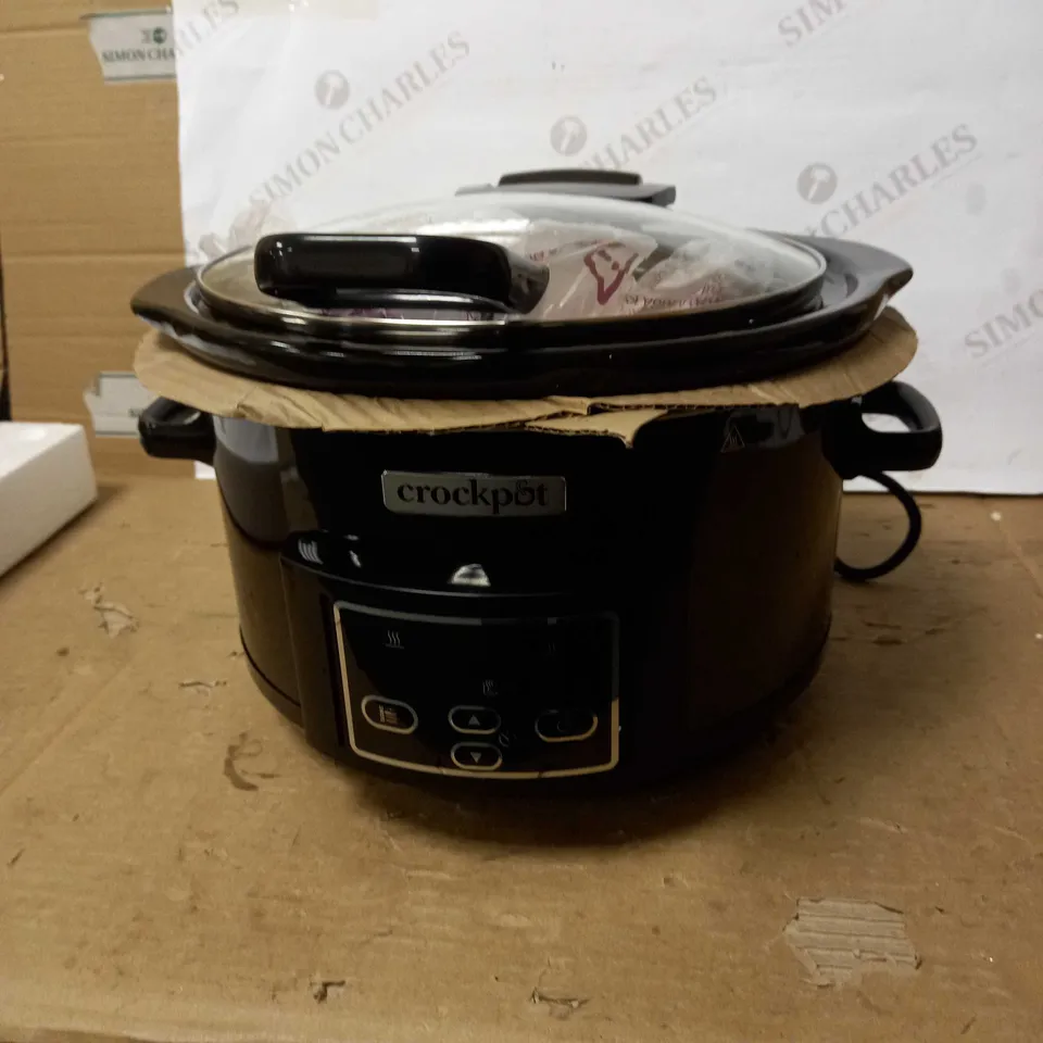 CROCK POT SLOW COOKER 