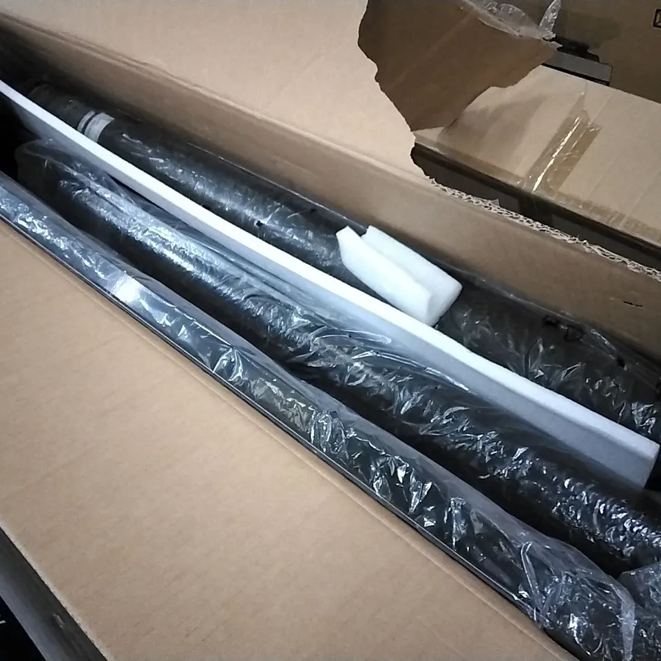 BOXED BASKETBALL STAND 