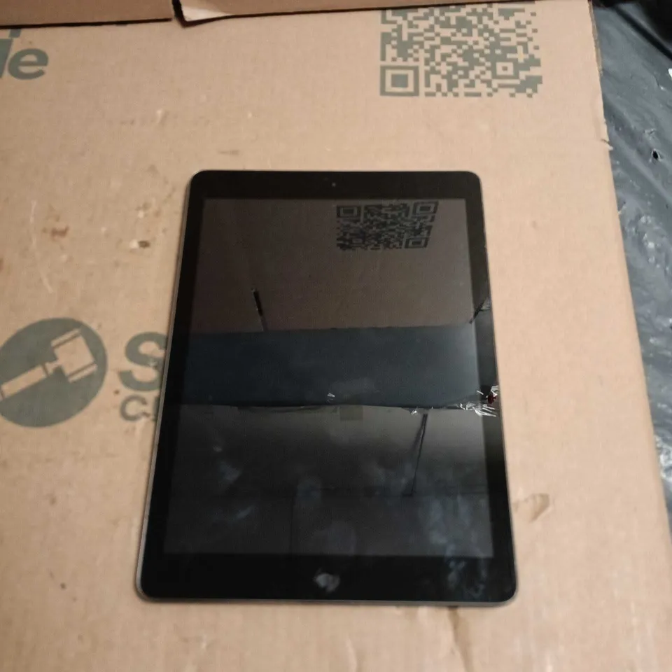 UNBOXED APPLE IPAD 1ST GEN 9.7" - SILVER 