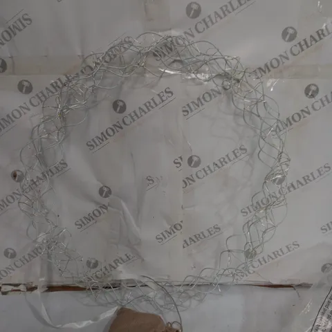 OUTLET K BY KELLY HOPPEN LED LIGHT UP WREATH