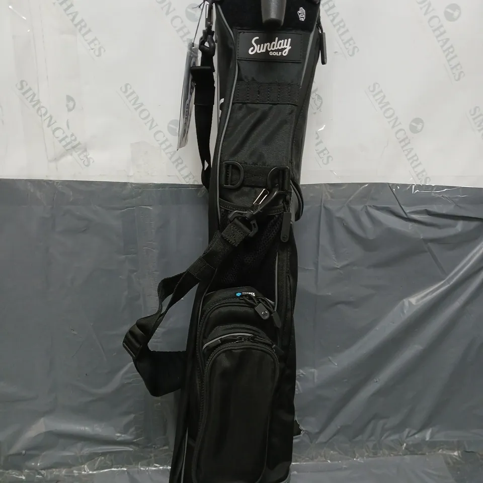 LOMA PAR 3 GOLF BAG - MATTE BLACK RRP £119