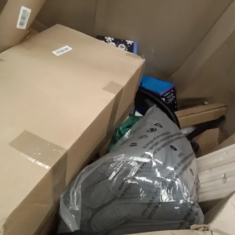 PALLET OF ASSORTED ITEMS INCLUDING CHANDELIER LIGHT, CHRISTMAS TREE TOPPER LIGHT, RACE LEAF SEAT CUSHIONS